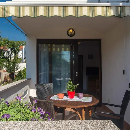 Guesthouse Nihada Punat Exterior photo