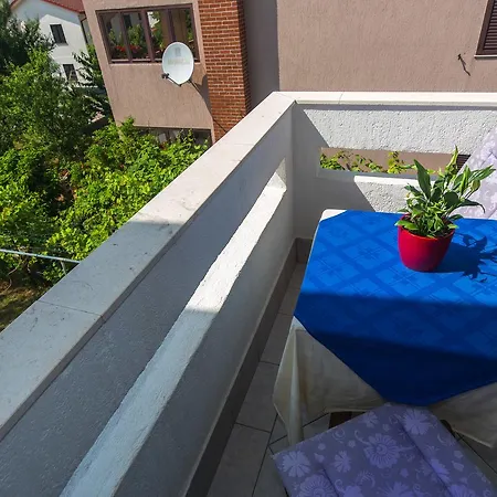 Guesthouse Nihada Punat Exterior photo