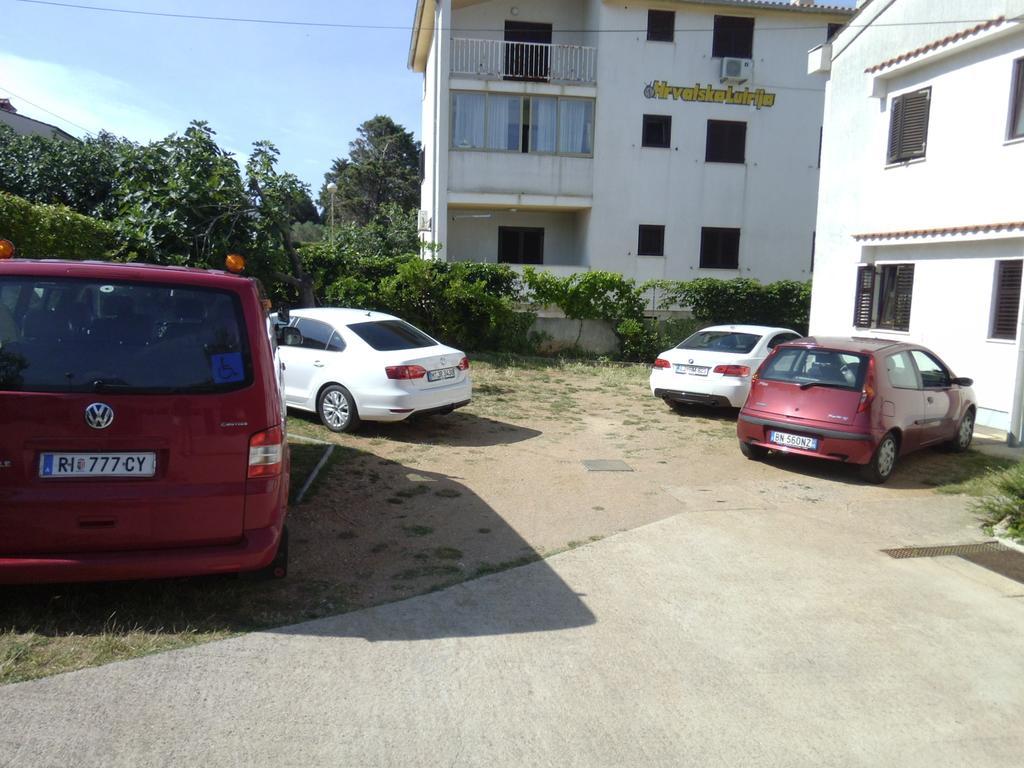 Nihada * Punat