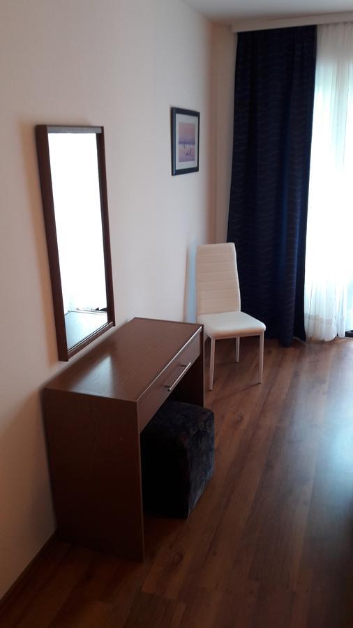 Nihada Apartment *