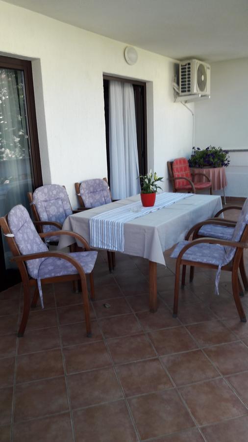 Apartment Nihada Punat