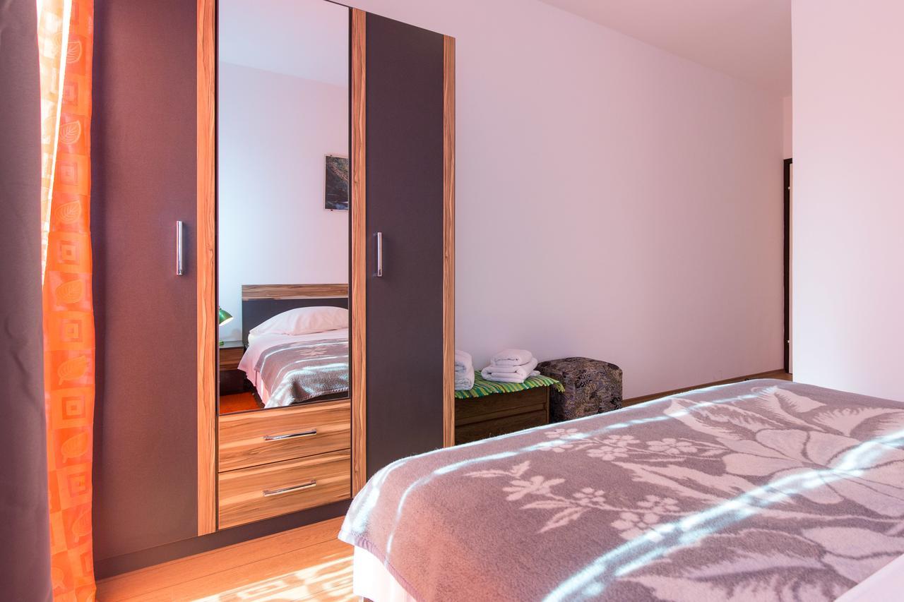 Nihada Apartment