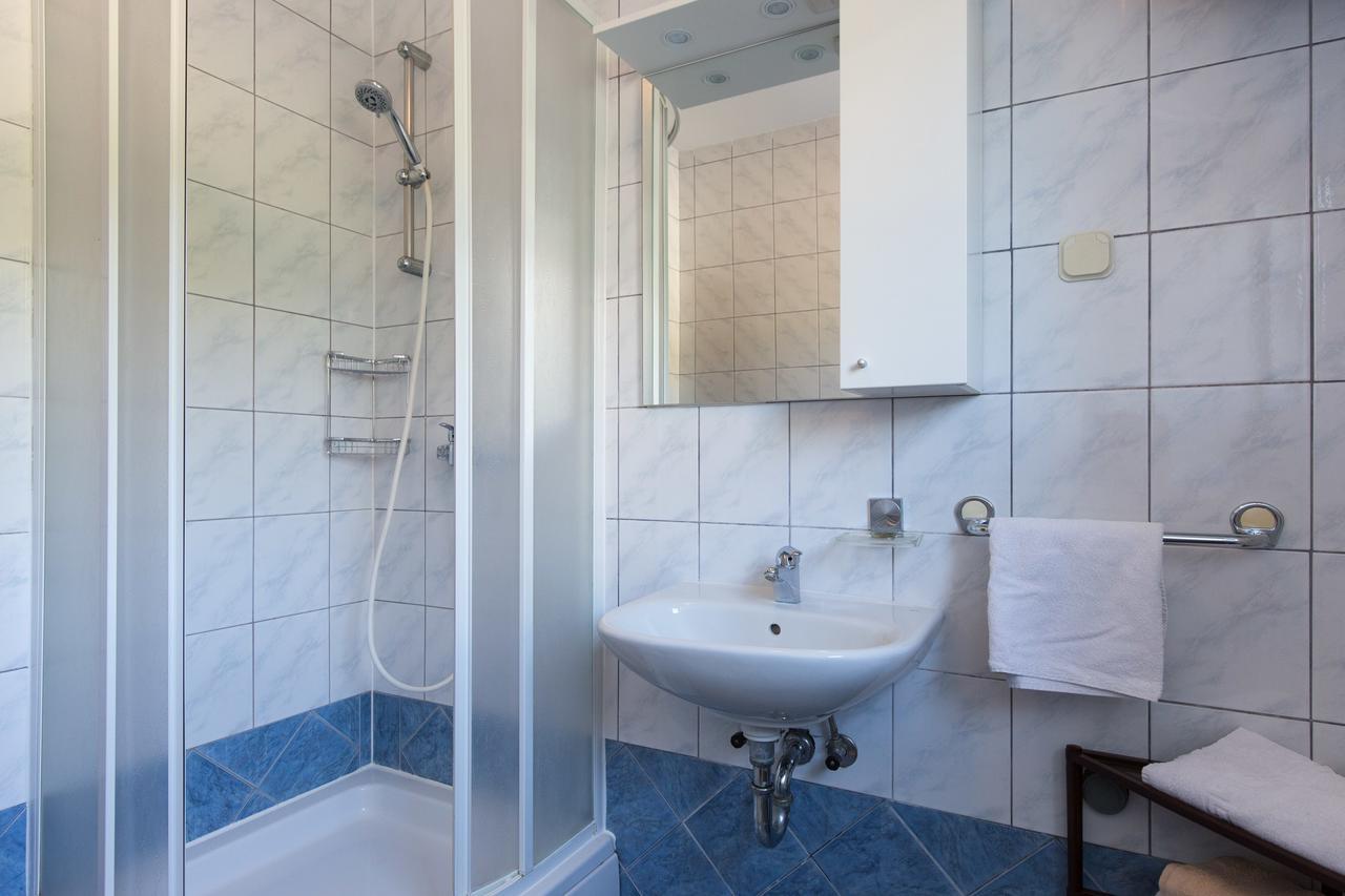 Nihada Apartment *